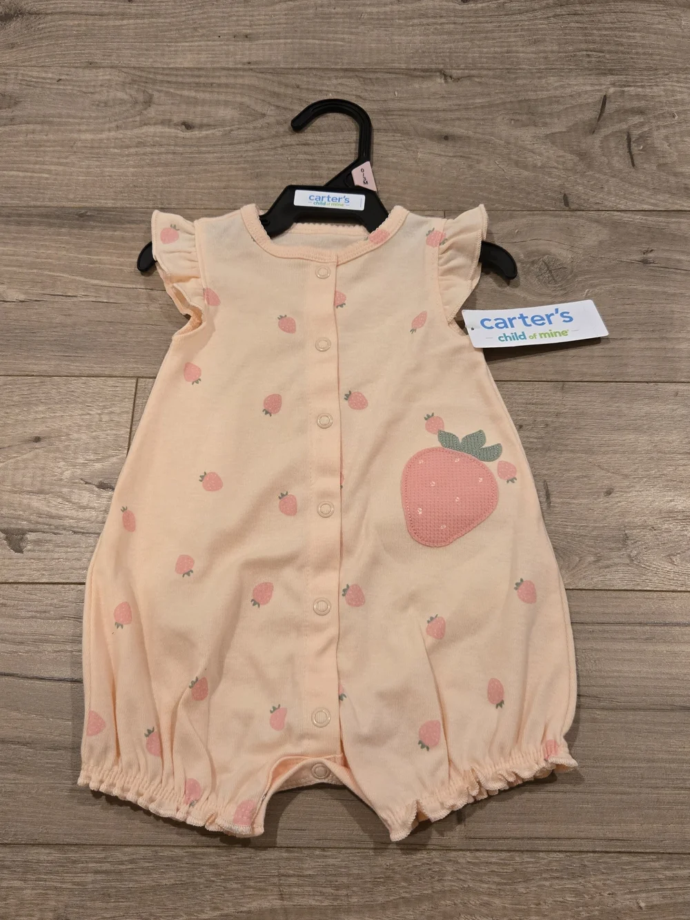 🌻 NWT Carter’s Baby Girl Strawberry Romper Pink 0-3M Ruffle One-Piece 🍓
